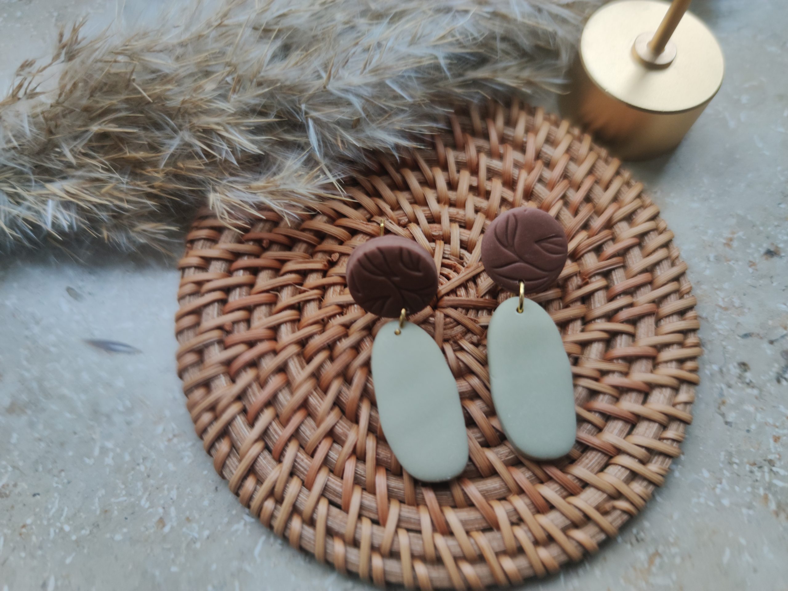 Neutral Botany Dangles